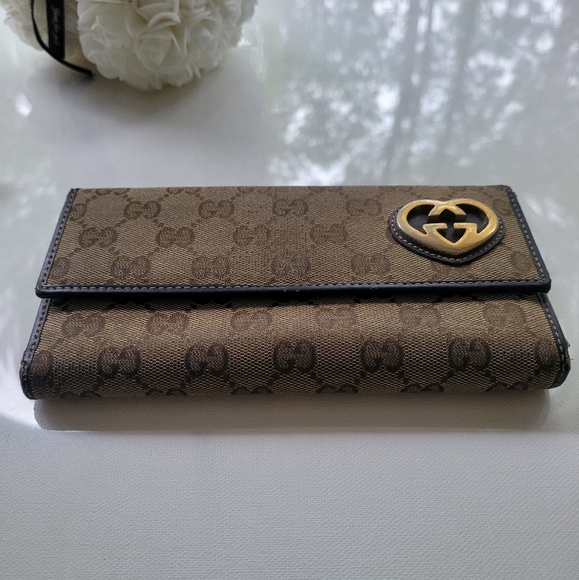 GUCCI Lovely Heart GG Logo Long Bifold Wallet Wallet - Picture 15 of 16